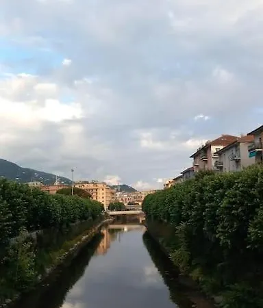 La Casa Di Nina Lägenhet
